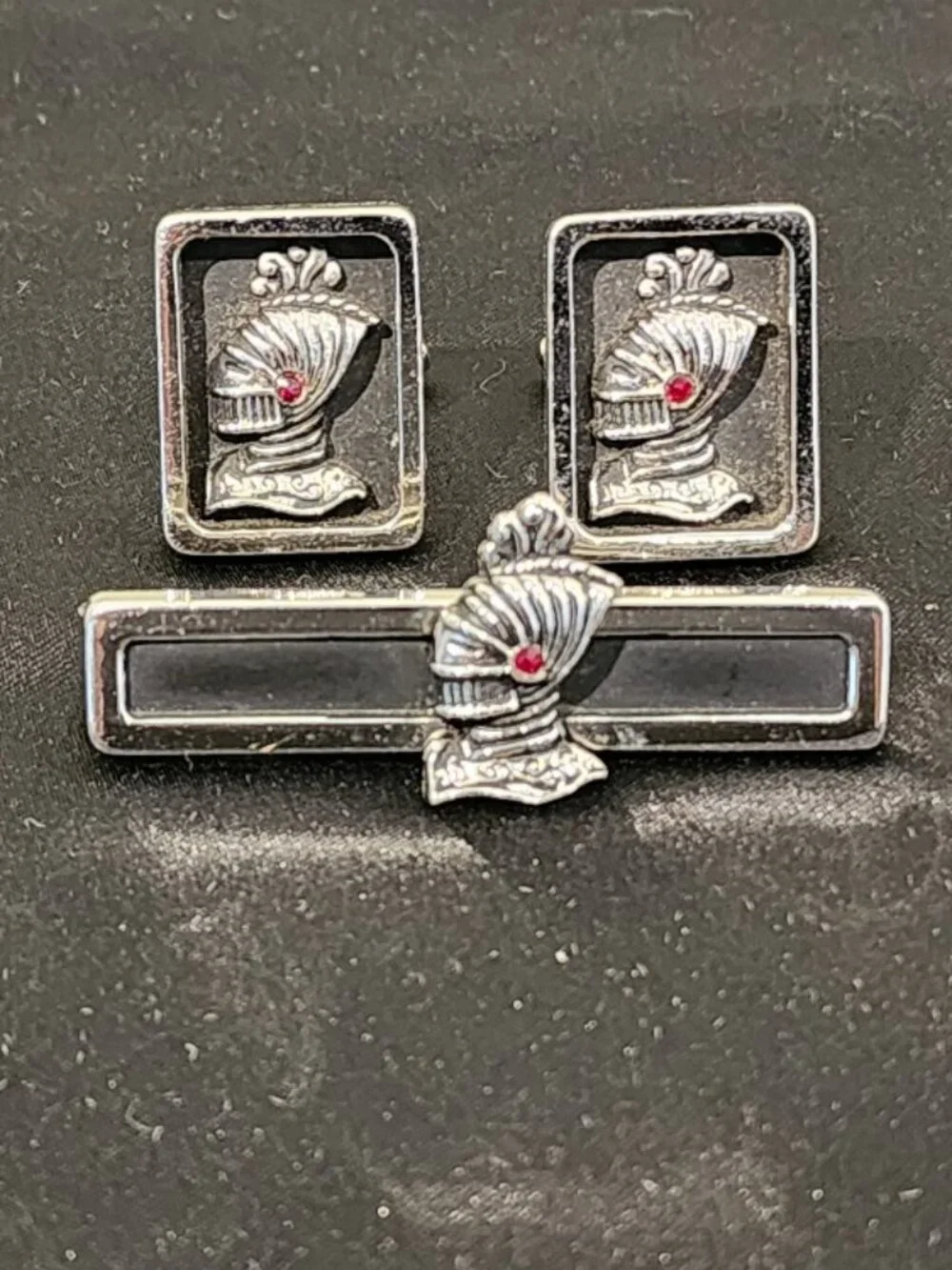 Vintage Swank Cufflinks & Tie Bar Set - Knight's Helmet Motif